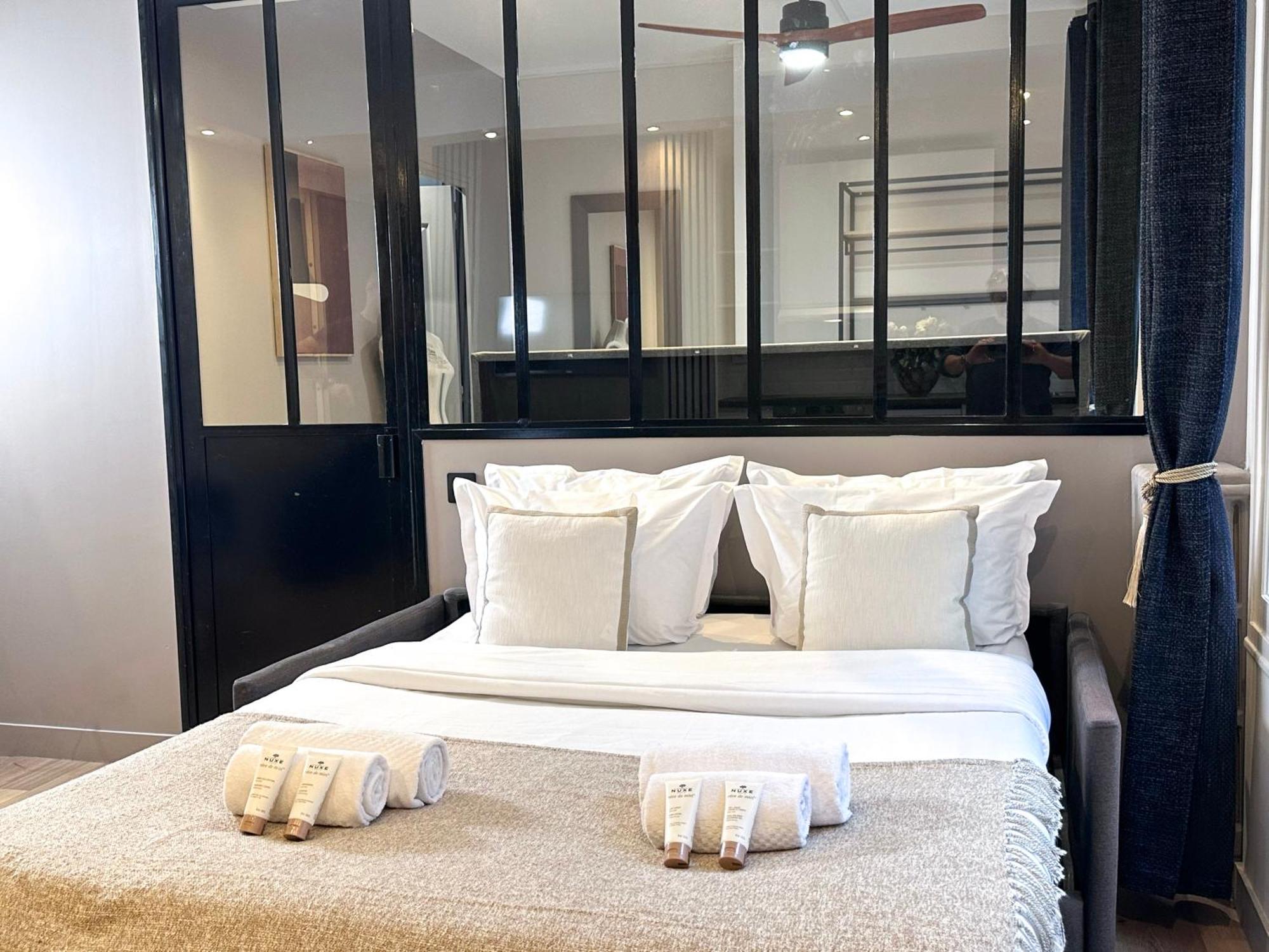 Beautiful Loft In Champs-Elysees Paris Exterior photo