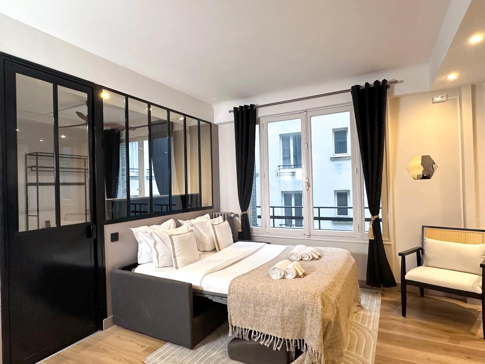 Beautiful Loft In Champs-Elysees Paris Exterior photo